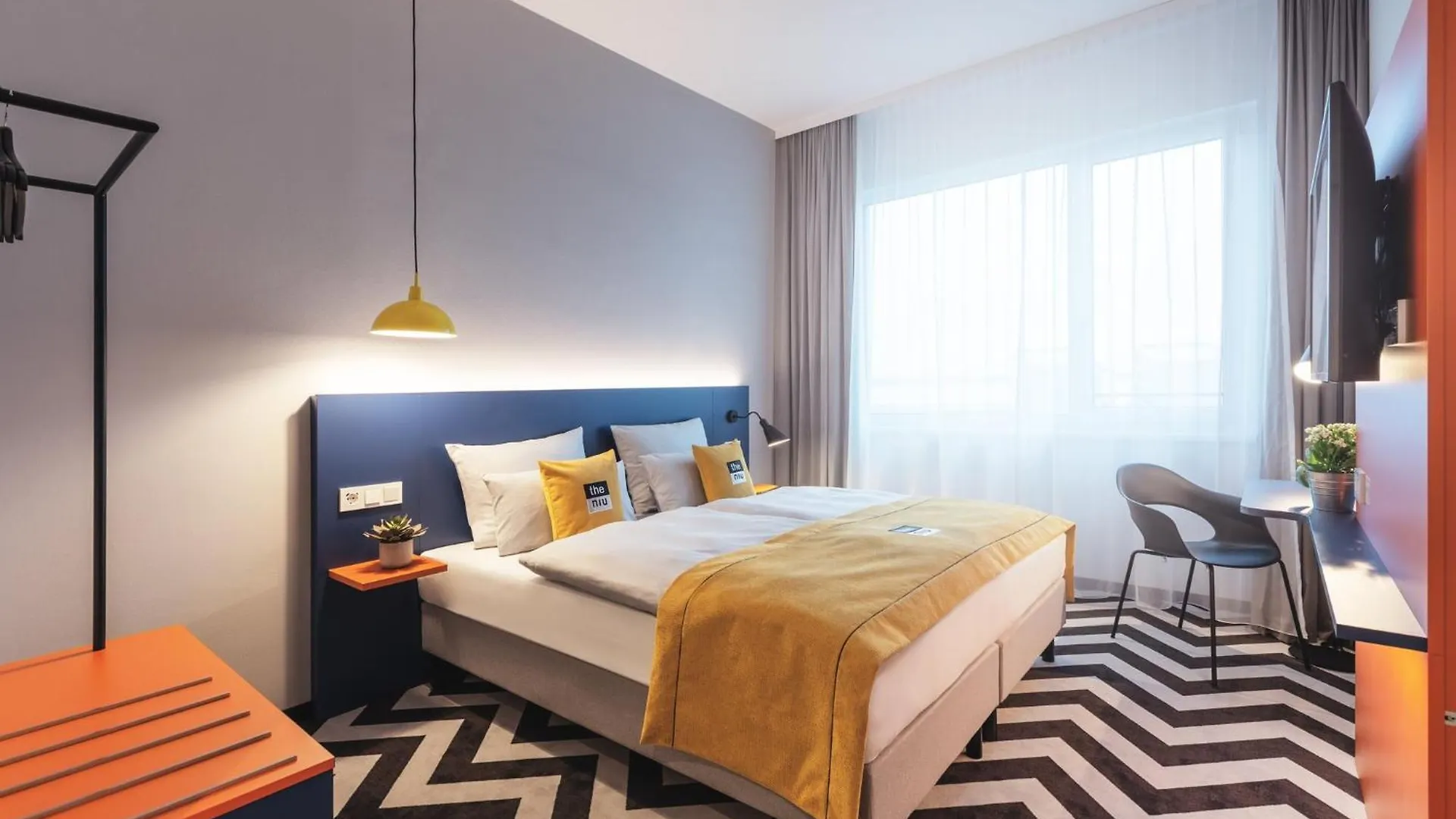 Holiday Inn - The Niu, Form Stuttgart Feuerbach By Ihg 3*,