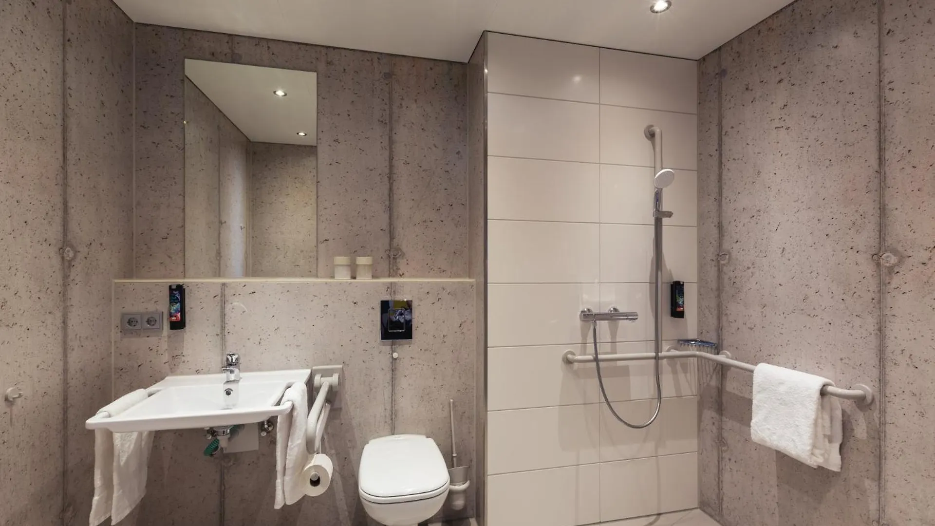 Holiday Inn - The Niu, Form Stuttgart Feuerbach By Ihg Almanya