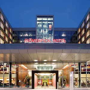 Szálloda Moevenpick Stuttgart Airport